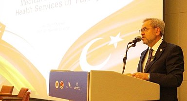 Rektör Ünüvar, Türkiye'nin sağlıktaki başarı hikayesini Umman'da anlattı