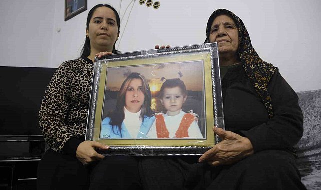 Reyhanlı patlamasında evladını ve kardeşini kaybeden anne: "Katil Esad'ın ülkesini terk edip kaçıp gitmesiyle bu suçluların saklanacak yerleri kalmamıştır"