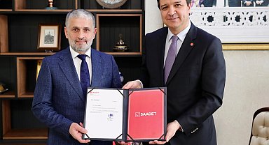 Saadet Bursa'da bayrak değişimi