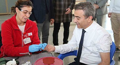 Sağlık İl Müdürü Bedir'den kan bağışı konusunda örnek davranış