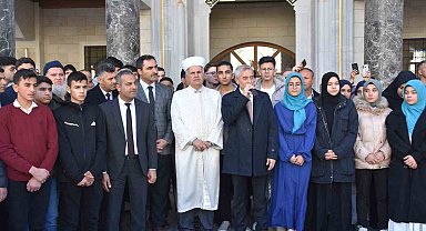 Şahinbey'de 177 öğrenci Umre'ye yolcu edildi