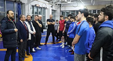 Sakarya 16 sporcusuyla mindere iniyor