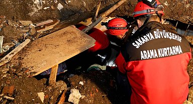 Sakarya'da ateş savaşçıları 2024'te yüzlerce cana 'nefes' oldu