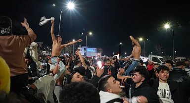 Samsun'da yüzlerce vatandaş yeni yılı coşkuyla kutladı