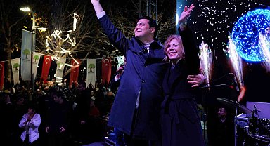 Şehitkamil yeni yıla sokak partisi ile girdi