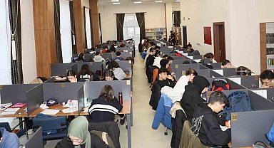 Şehzadeler Belediyesi Kütüphanesi 2024'te rekor ziyaretçi ağırladı