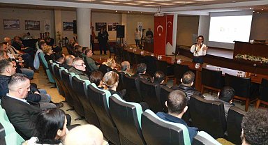 Selçuk'ta çarşı düzenlemeleri için esnafın görüşleri alındı
