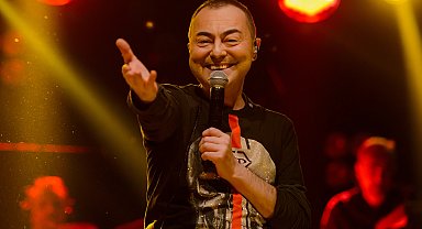 Serdar Ortaç'tan yılın ilk konseri