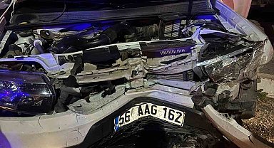 Siirt'te iki otomobil çarpıştı: 4 yaralı
