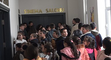 Sorgun'da çocuklar sinema ile tanıştı