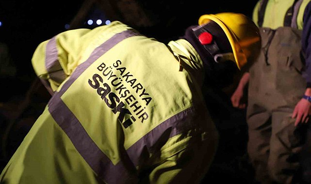 Su arızası için ekipler gece boyu aralıksız çalıştı