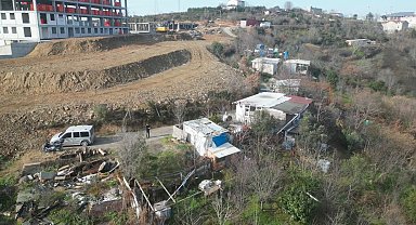 Sultangazi'de parayı kabul etmedi diye evini ateşe verdiler iddiası