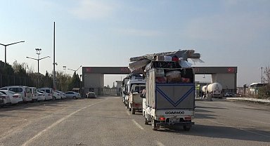 Suriyelilerin ülkelerine dönüşü devam ediyor