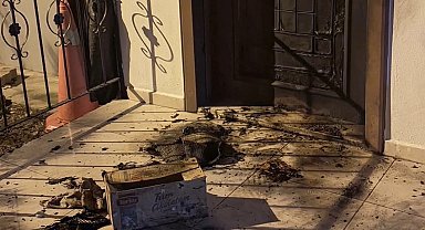 Tarsus'ta muhtarlık binasına saldırı