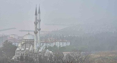 Tekirdağ'da yoğun sis: Sis şehri kapladı