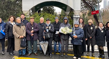 TEV, Türk sanat müziğinin değerli ismi Safiye Ayla'yı unutmadı