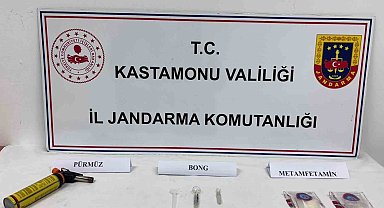 Toprağa gömdüğü uyuşturucuyu jandarmadan gizleyemedi: 1 tutuklama