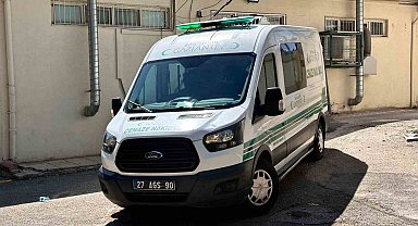 Traktör kazası yaşlı çifti hayattan kopardı