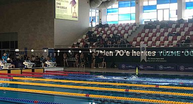 TSSF Paletli Yüzme Kulüplerarası Gençler Türkiye şampiyonası Balıkesir'de başladı