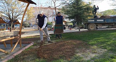 Turgutlu'nun park ve bahçelerinde yoğun çalışma