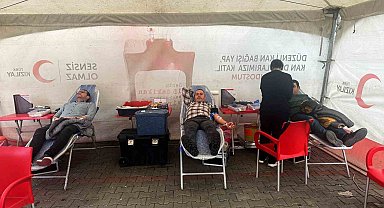 Türk Kızılayı kan mesaisinde