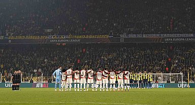 UEFA Avrupa Ligi: Fenerbahçe: 0 - Lyon: 0