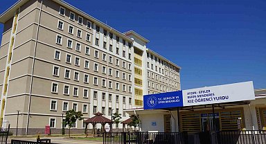 Üniversitede 20 öğrenci zehirlenme şüphesiyle hastaneye kaldırıldı