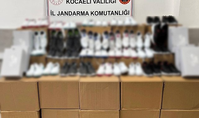 Ünlü markalara ait sahte giyim ve ayakkabı ele geçirildi