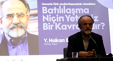 Ünlü tarihçi Hakan Erdem Sakarya'da tarihe yeni bir pencere açtı