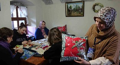 Unutulmaya yüz tutmuş yorgan desenleri artık giysilerde ve çantalarda hayat buluyor