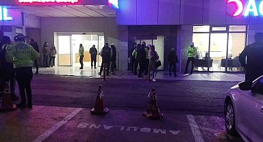Üsküdar'da motosikletin çarptığı polis ağır yaralandı