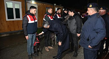 Vali Sezer görev başındaki kamu personeliyle bir araya geldi