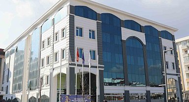 Van TSO: "Yılda en az 700 bin İranlının konakladığı Van'da konsolosluk hizmeti verilmesi gerekmektedir"