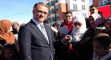 Van'da eşini kaybetmiş ihtiyaç sahibi 51 kadın evlerine kavuştu