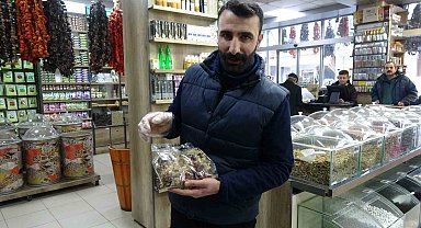 Van'da soğuk hava aktarlara ilgiyi artırdı