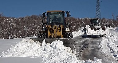Varto'da 11 köy yolu ulaşıma kapandı