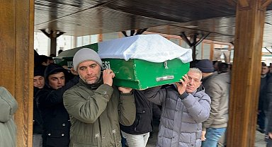 Yangında ölen 3 yaşındaki Ecrin son yolculuğuna uğurlandı