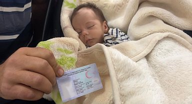 Yeni doğan bebeğine Ferdi Tayfur ismini koydu