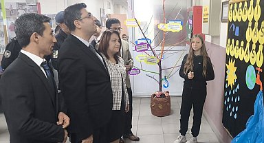 Yenipazar Kaymakamı Karataş öğrencilerle bir araya geldi