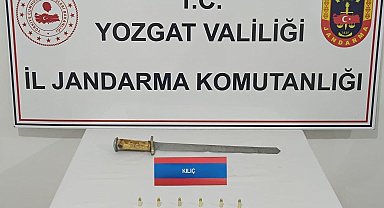 Yerköy'de şüphelenilen araçtan fişek ve kılıç çıktı