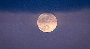 Yılın ilk dolunayı 'Kurt Ay' Hatay'da görüldü