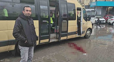 Yolda yürürken yere düşüp kafasından yaralandı