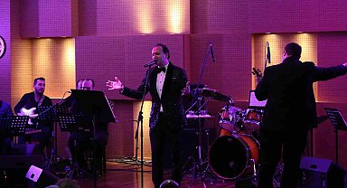 Ziya Taşkent'in besteleri, adının verildiği konser salonunda yankılandı