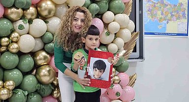 Zonguldak'ta 100 binden fazla öğrenci karne heyecanı yaşadı