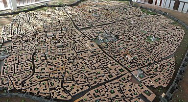 21 yıl, 21 günde yapılan Sur maketine yoğun ilgi