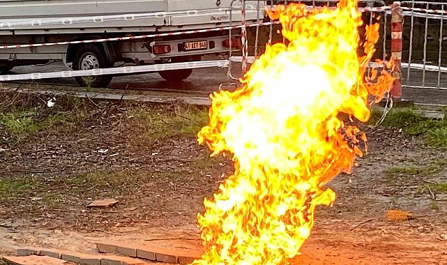 23 saattir yanan gaz için ekipler seferber oldu