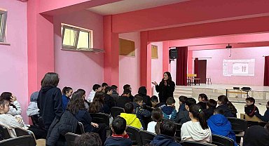 250 ortaokullu öğrencilere bilgilendirme yapıldı