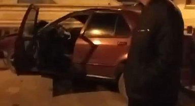 3 araca çarpan sürücü kaçtı