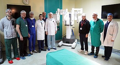 'Da Vinci X Robotik Cerrahi Sistemi'nin son jenerasyon modeli EÜTF Hastanesine kazandırıldı