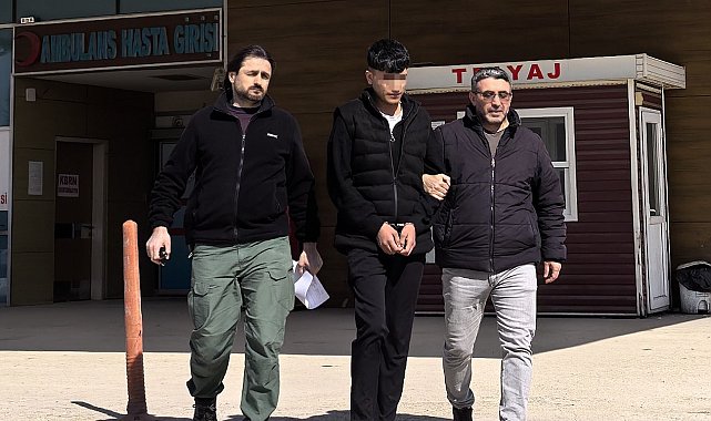 'Dur' ihtarına uymadı jandarmaya çarptı